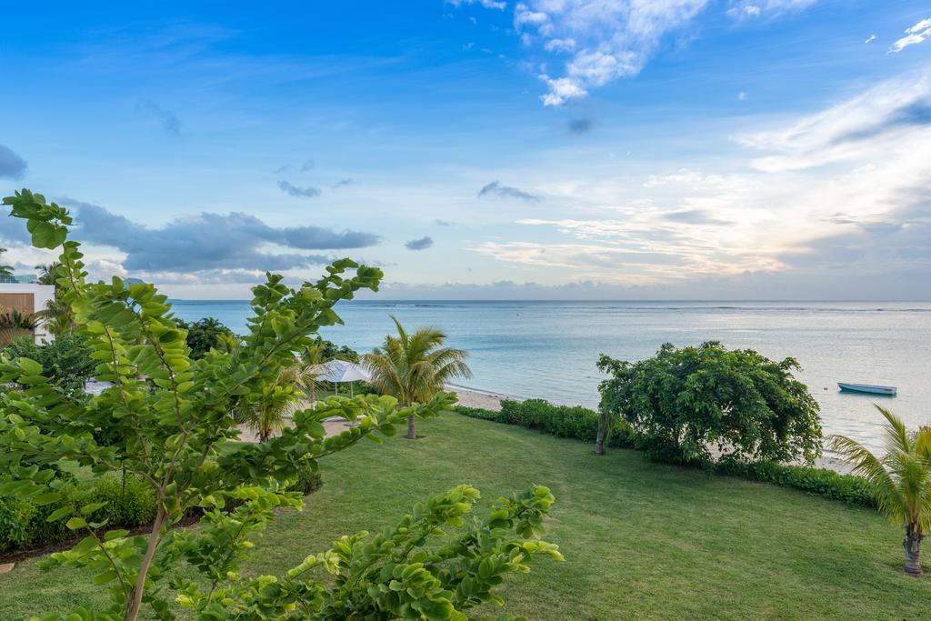 Villasun Seafront Apart At Capouest Flic-en-Flacq Εξωτερικό φωτογραφία